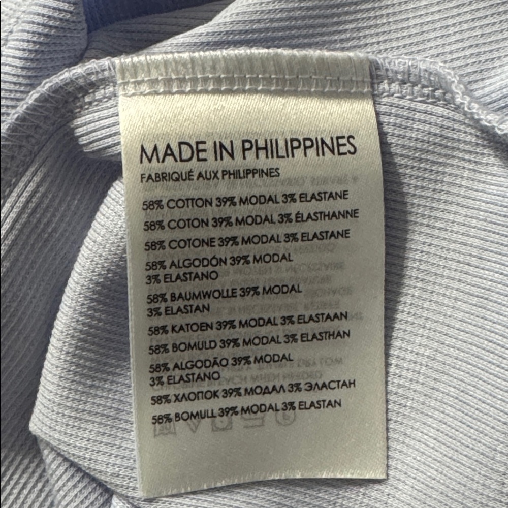 🆕‎ Club Monaco Bowee Tee - Picture 7 of 7